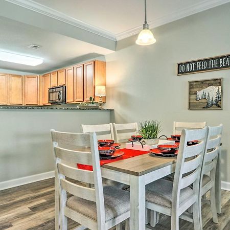 Downtown Pigeon Forge Condo With Pool Access! Bagian luar foto