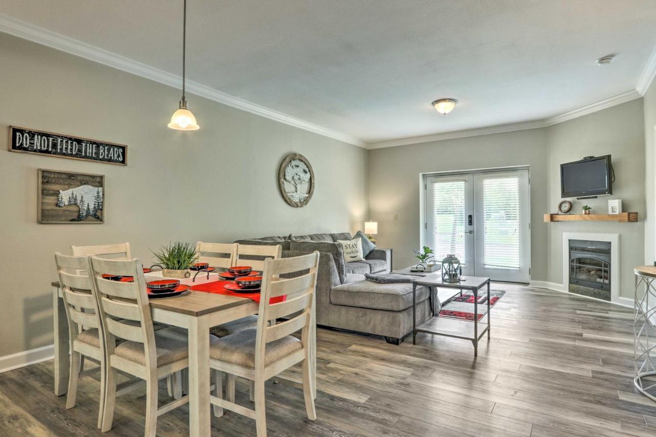 Downtown Pigeon Forge Condo With Pool Access! Bagian luar foto